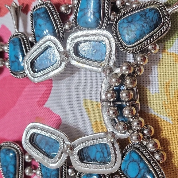 Goldette 1960 FauxTurquoise and Silver-Tone Squash Blossom Necklace - Picture 5 of 8